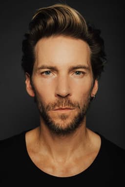 Troy Baker